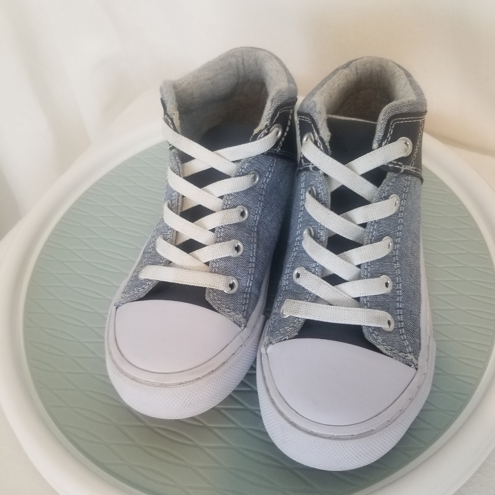 The Children's place toddler boys high top sneakers size 12